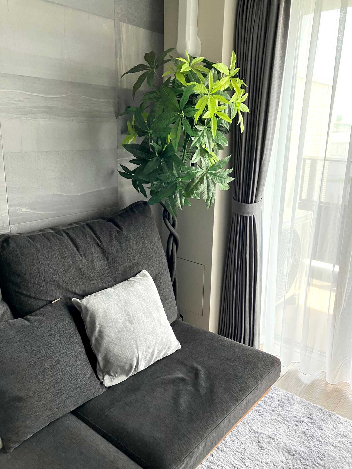 置くだけで雰囲気が変わる。個性派フェイクグリーン集